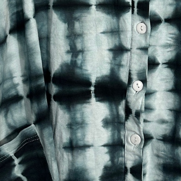 Snapdragon & Twig XL button front top/jacket, tie dye look, stretch, comfy - Picture 2 of 9